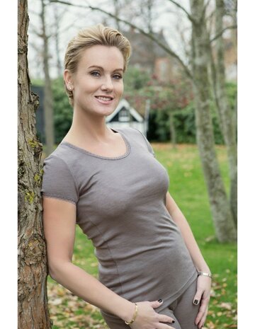 T-shirt in platinagrijs (wol-zijde)
