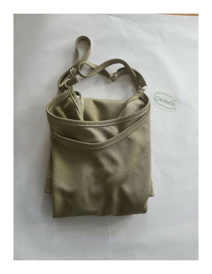 Hemd met verstelbare spaghettibandjes in olijfgroen (Coconelle zijde)