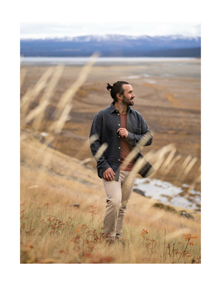 Shirt in lavagrijs (boiled merinowol)