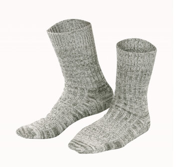 Lekker warme Noorse kindersokken van wol-katoen in olijf melange